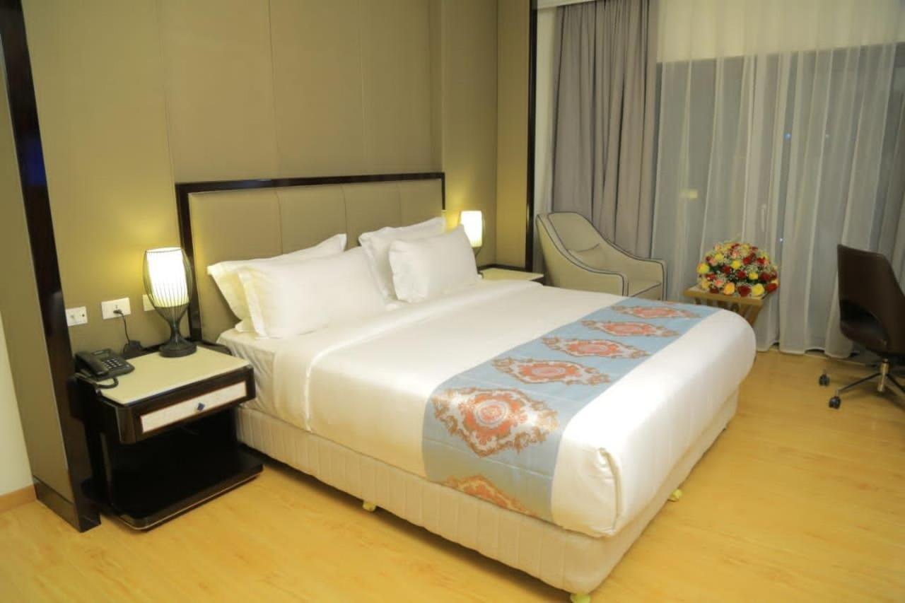 Check Inn Hotel Addis Abeba Buitenkant foto