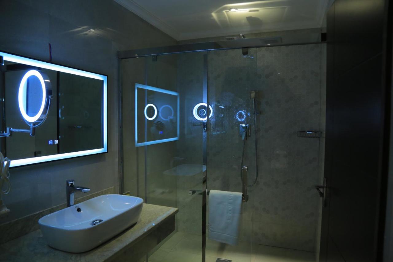 Check Inn Hotel Addis Abeba Buitenkant foto