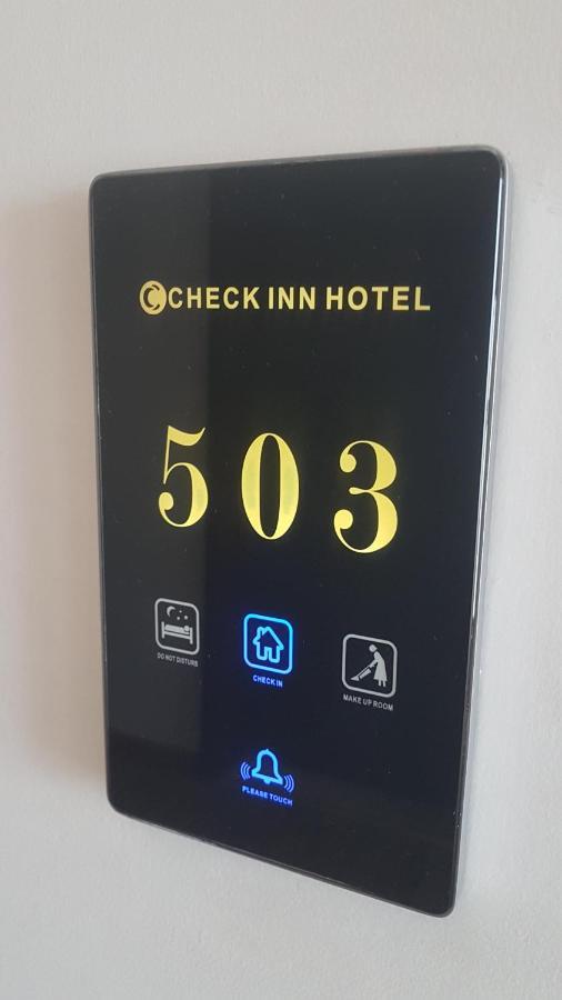 Check Inn Hotel Addis Abeba Buitenkant foto