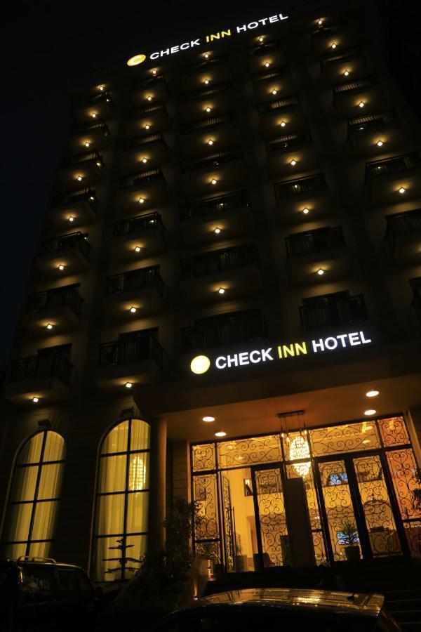 Check Inn Hotel Addis Abeba Buitenkant foto